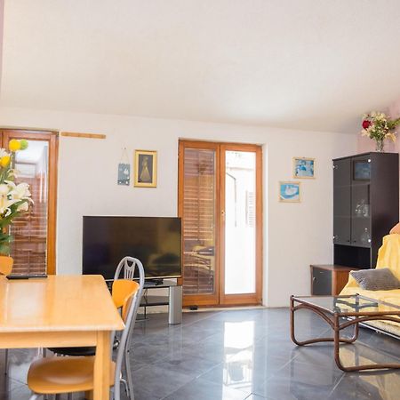 Cozy Guest House Kamenita Split Eksteriør bilde